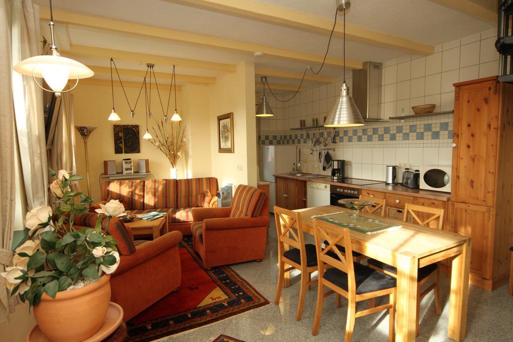 Apartamento Ferienwohnanlage Alte Molkerei Rankwitz Exterior foto